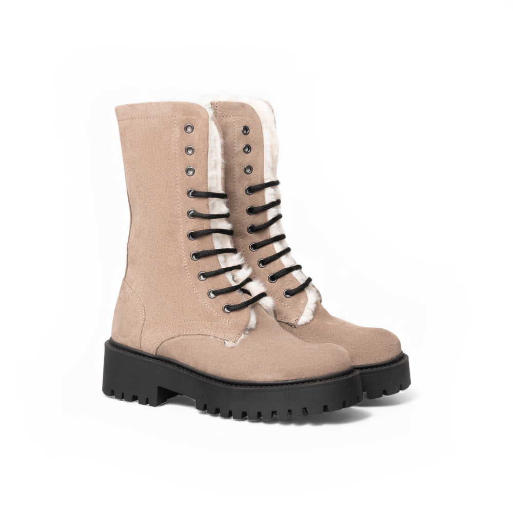 Stivale alto in suede sabbia con interno in pelliccia sintetica – Tortora Chiaro ART. 3000 pelliccia