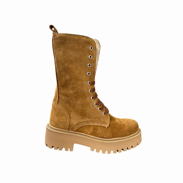 Anfibi in camoscio con Suola Carrarmato – Tabacco ART.3000