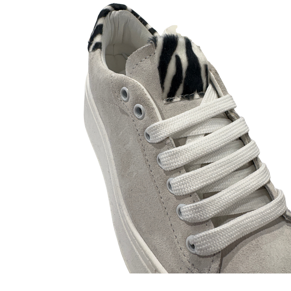 Sneaker scamosciata Ghiaccio Zebrato con Suola Bianca – Ghiaccio Zebrato ART.20