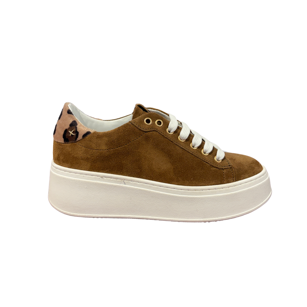 Sneaker scamosciata Tabacco Leopardato con Suola Bianca – Tabacco Leopardato ART.20
