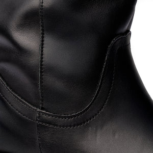 Stivali Alti in pelle – Nero