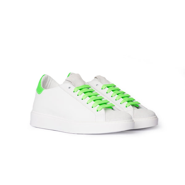 Sneakers in Pelle con Dettagli Fluo – Bianco