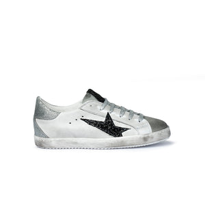 Sneaker in pelle bianca con stella glitter nera e dettagli argento Donna