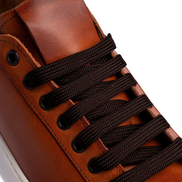 Sneaker in Pelle Cuoio con Suola Bianca – Cuoio