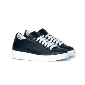 Sneaker in pelle blu navy Uomo