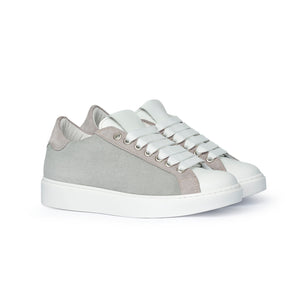 Sneaker in suede grigio con punta in pelle Uomo