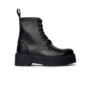 Stivaletto stringato con suola platform in pelle nera
