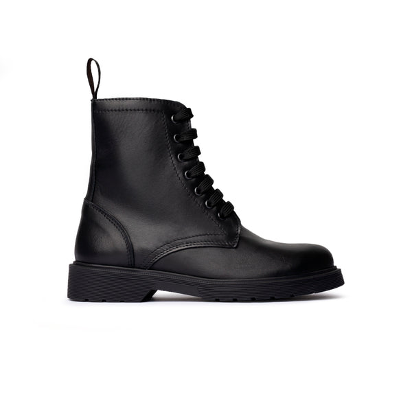 Stivaletto stringato con linguetta posteriore - Nero