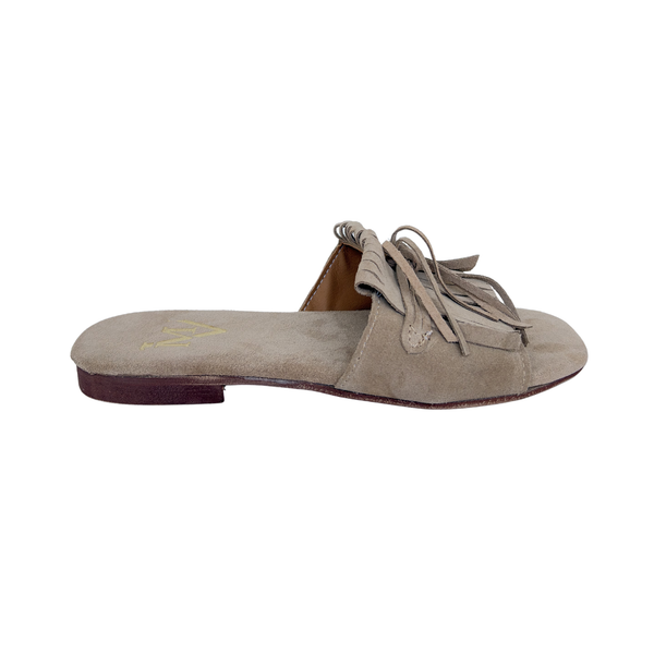 Ciabattina Elegance in Camoscio con Frange - beige ART 10