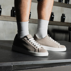 Sneaker in suede taupe Uomo