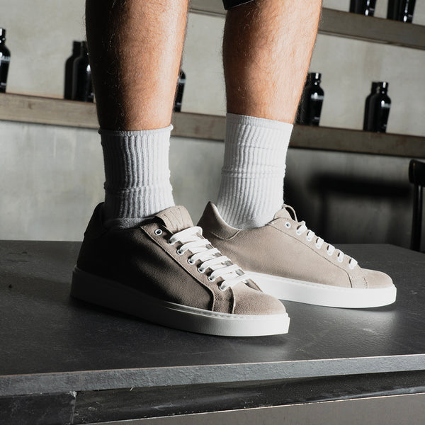 Sneaker in suede taupe Uomo